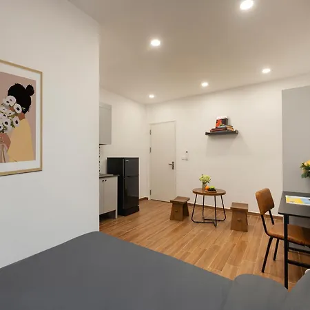Fuji Apartment 2